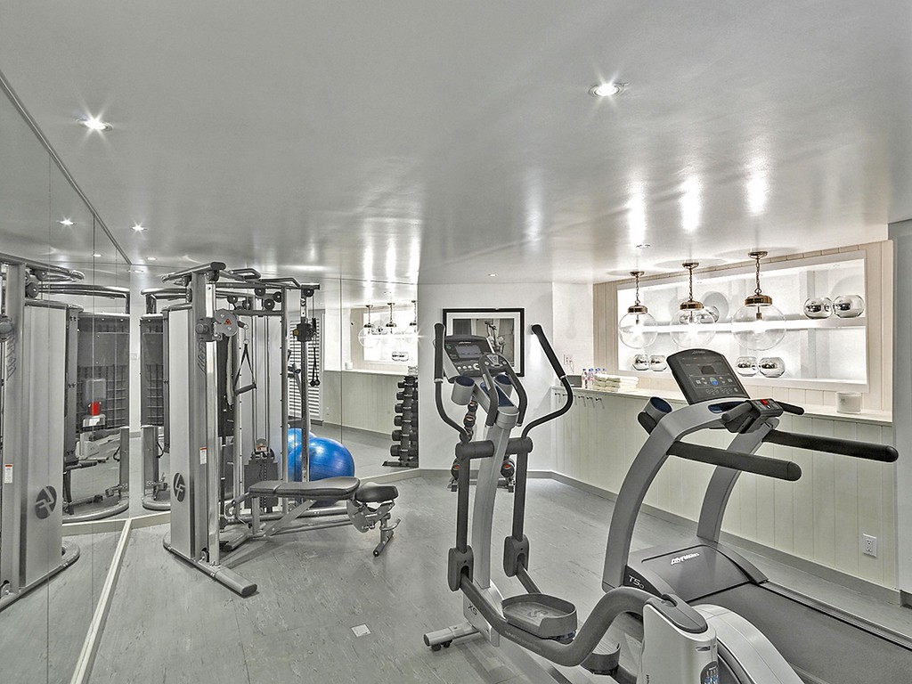 Footprints - Gym