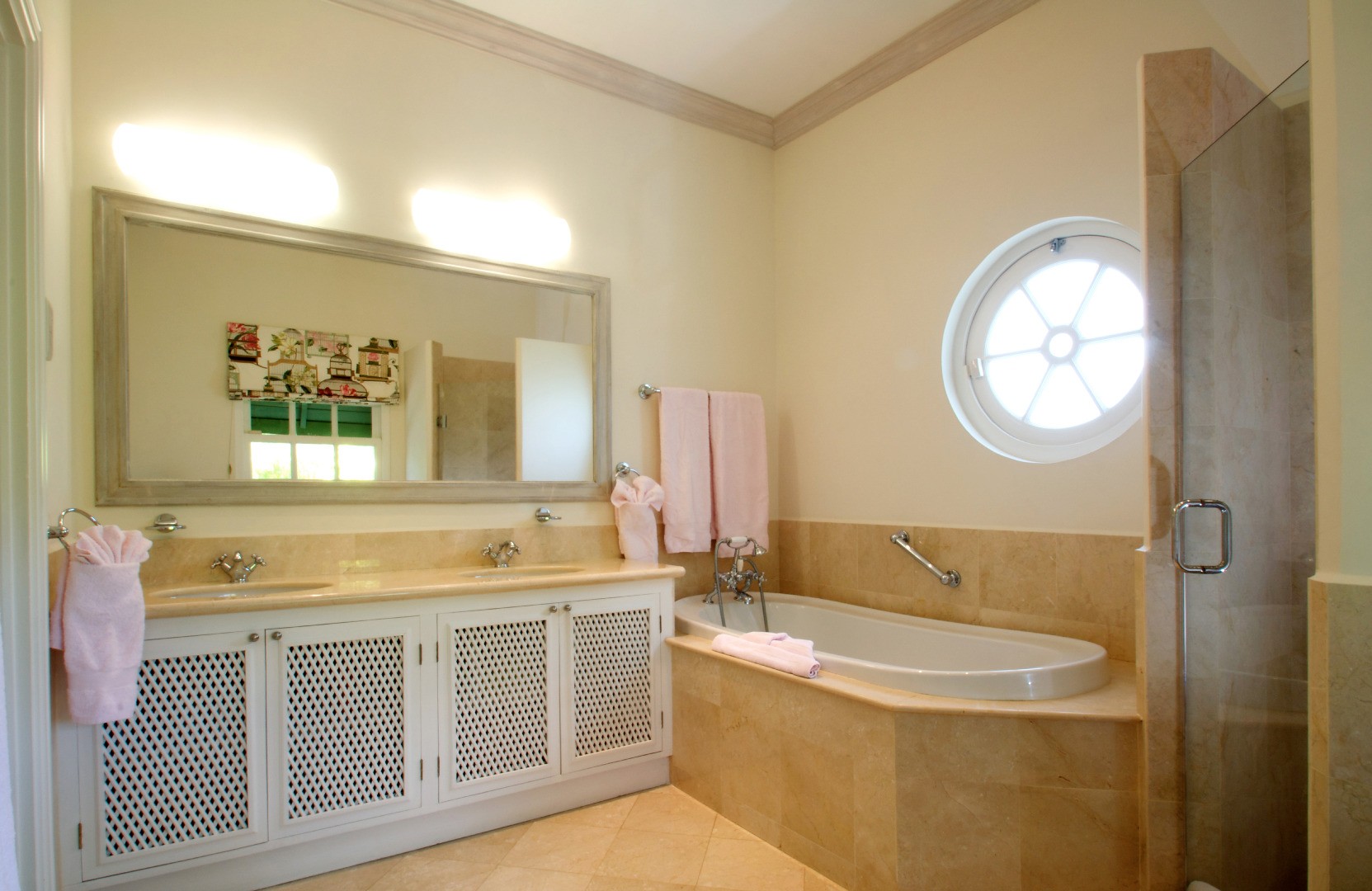 bathroom firefly sugar hill