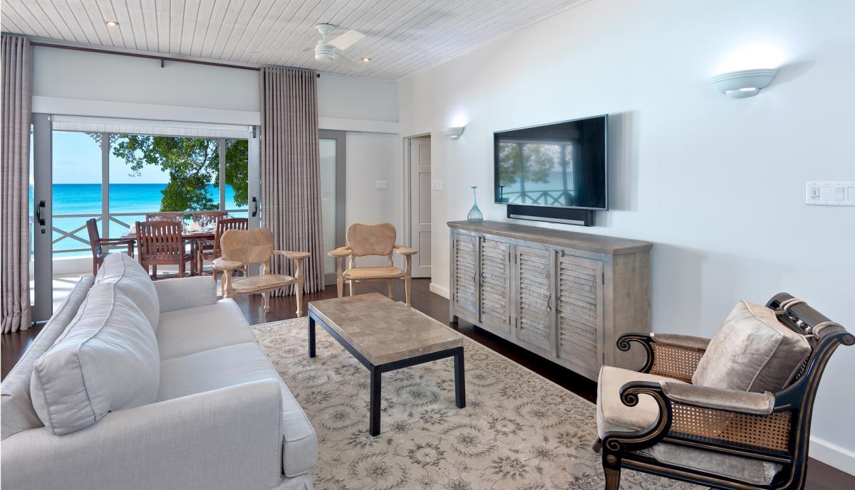 Living room overlooking the sea Romantic villas to rent in Barbados