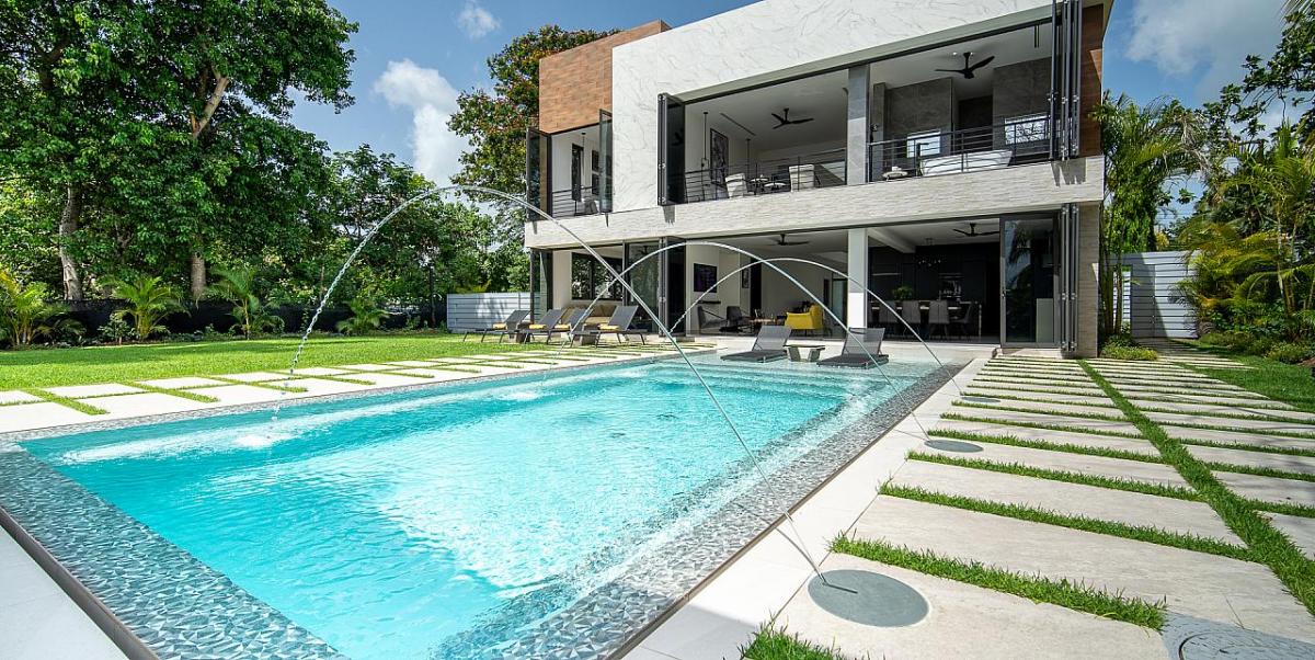 Onyx contemporary villas to rent